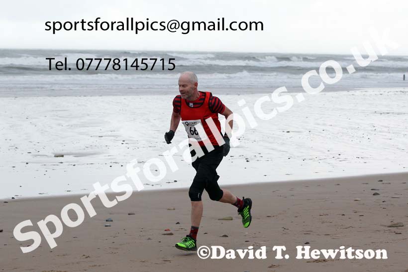 The 2021 Blyth Sands Race, December 5th. Photo: David T. Hewitson/Sports for All Pics